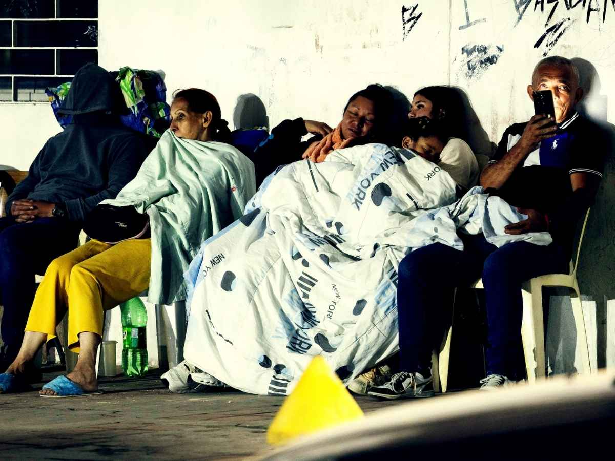 Terremoto, in Venezuela si scava a mani nude alla ricerca dei dispersi