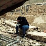 Terremoto in Venezuela, una persona si dispera