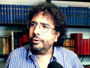 Inchiesta certificati Cpr, l'ipotesi della Procura e la difesa del medico
