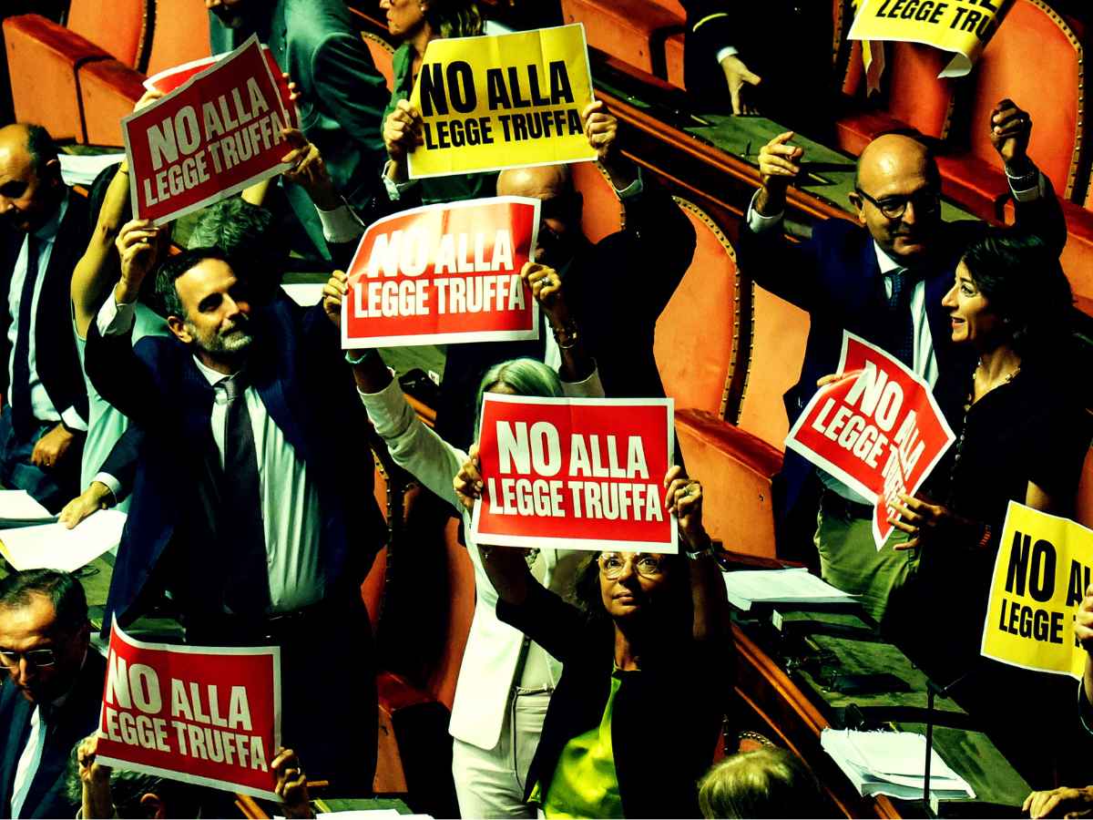 Stabilicum, la nuova legge elettorale approvata tra le proteste
